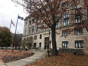 Former Grand Blanc teacher accused of having sexual relationship with student to serve a year in jail