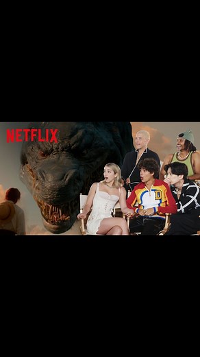 ONE PIECEスタッフ公式/official on Instagram: "〝 #近海の主 〟登場シーンに麦わらの一味キャスト大興奮！ 尾田っちも「めちゃくちゃカッコいい」と絶賛した近海の主の迫力に圧倒されるキャスト達。 そしてシャンクスとルフィの〝あの名シーン〟に胸を打たれ…✨ Netflix実写ドラマ版『ONE PIECE』全話一挙配信中！ #ONEPIECE #実写のワンピ #ネトフリワンピ #OnePieceNetflix #OnePieceLiveAction #LordoftheCoast"