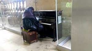 Homeless man in Newcastle plays Beethoven on piano #piano | Piano Lovers