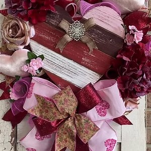 Rustic, Romantic, Shabby Chic wreath! Perfect for farmhouse lovers, homes with Shabby Chic or Rustic Glam Decor, and Weddings!!! ~SOLD~🌹♥️🌹♥️🌹♥️🌹♥️ | Burlap & Bling Decor