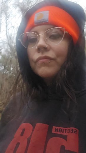 Recharge. Get grounded. 🖤 #nature #adventure #exercise #love #treasures #tree #treephotography #random #spring #springvibes #relax #recharge #soulawakening #soulrecharge #naturephotography #getoutside #goexplore #solitude #quiettime #explore #fun #beautiful #art #treasure #hike #walk | Aradia Vatika Adventures