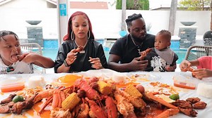 10K views · 302 reactions | HUGE $500 SPICY SEAFOOD BOIL MUKBANG "The Boiling Crab" QUEEN BEAST FAMILY MUKBANG | Mukbang & Eating show | Facebook