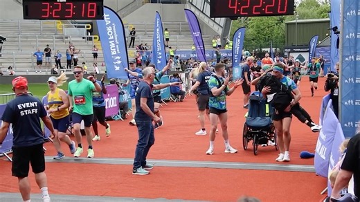 4.6K views · 207 reactions | Thank you to all our supporters for your incredible support throughout 2023 for all our teams, we have had our challenges but together we are stronger for our future | Leeds Rhinos | Facebook