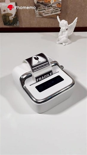 Do you need a label printer?👀 🔍Phomemo M250 Label Maker ✅Waterproof Labels ✅No Ink Needed 🔗 in my bio #phomemo #funmemolife #printer #candle #scentedcandle #candlelabels #labelprinter #labelmaker #smallbusiness #smallbusinessowner #smallbusinesshack #hack | Phomemo