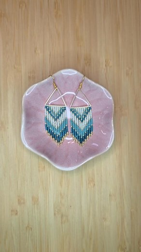 Indian Blue Fringe Earrings! #beads #beadsorcery #moviemagic #xerelia #handmadejewelry #jewelry #seedbeads #seedbeads #fringe #fringeearrings #earrings #shopsmall #boutiqueshopping | Xerelia