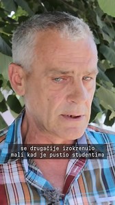 Da sam ja neko - ponovo sa vama od danas u 18.05 🎬 👉 Naš prvi Neko u petoj sezoni je Milomir Jaćimović. Prvi put smo u Ðurđevu. Nije bilo teško naći Milomirovu kuću. Ispred kuće autobus na kom se još vide tragovi napada, jednog u nizu, poznato-nepoznatih napadača a na kapiji, za svaki slučaj, čeka nas domaćin. Iz daljine znate da pripada onim ljudima kojima život nije dao mnogo izbora osim moranja; jer, da je Milomir ikada odustao, ne bi preživeo. Ni onda kad je, kao šesnaestogodišnjak, te ‘92