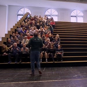 🙌 'I've been trying to bring out my inner raver' A look at how the Royal Opera Chorus met the challenges of performing in Barrie Kosky's Carmen. Watch the opera via our website from 7pm UK time on 18 September! 🎟️: https://stream.roh.org.uk/packages/carmen-2018/videos/carmen-2018 | Royal Ballet And Opera