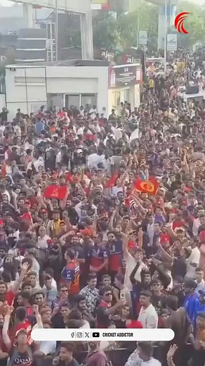 A sea of RCB red floods the Narendra Modi Stadium tonight ❤️💛 “RCB! RCB!” chants echo from every corner, Kohli fans in massive numbers 🏟️🔥 But amidst the roar… my heart trembles. That familiar fear creeps in — the fear of heartbreak, the fear of another 19th November. 💔 Please, not tonight. 🙏 | Rohit Sharma fans