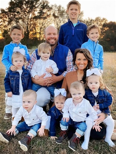 A big, beautiful family, including sweet twins and those unforgettable sextuplets! 😍💖 But time has flown by, and these once tiny toddlers have grown up right before our eyes. 🕒😲 Now fans are amazed by how much they’ve changed and there’s a surprising twist: only two of the sextuplets share a unique trait that sets them apart! 😱 Want to see what all 9️⃣ kids look like today? 👀👉👉 Check out the top comment for the newest photos and all the exciting updates! ⬇️⬇️⬇️ | Everything about life