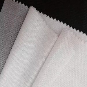 [Hot Item] Polyester Warp Knitted Tricot Knitted Fusible Garment Interlining/Interfacing Fabric