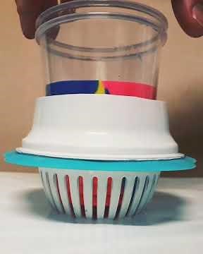 Strainer pour fluid art