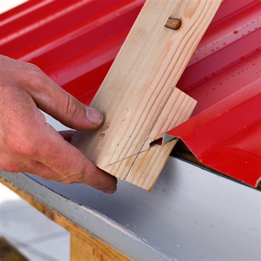 2.1K views · 15 reactions | The ultimate roof insulation technique to prevent future problems!  | Hack Genius | Facebook