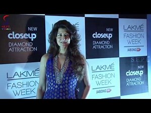 Sangeeta Bijlani looks Mesmerizing at Lakme Fashion Week!!!