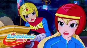 A double-edged surprise | The inspiration of Katana | DC Super Hero Girls Italy - Cartonionline.com
