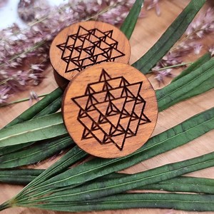 Tetrahedron Wood Plugs: Sacred Geometry Double Flare Gauges - Etsy Canada