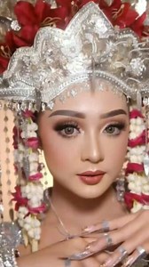 Makeup look Gadis Melayu anggun dan glamour #tutorialmakeup #lookmakeup #makeupglamour #makeupflawless #makeupsoft #makeupnatural #makeupadatmelayu #makeuppengantin #makeupresepsi #makeupakad #makeupawet #makeuptahanlama | Tutorial Makeup