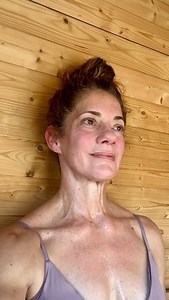 Feeling sore after a tough workout? A sauna session might be the recovery tool you need! Heat exposure increases blood circulation, which helps deliver oxygen and nutrients to your muscles, speeding up repair. Plus, studies show that sauna use reduces muscle soreness and enhances endurance by improving heat tolerance. So next time you train hard, follow up with some heat therapy for better recovery! . A 2007 study published in the Journal of Science and Medicine in Sport found that post-exercise