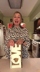 2.5K views · 142 reactions | LOVE this Dollar Tree vase!殺 #Dollartree #Valentines #DIY #Roses | Gnome & Backyard | Facebook