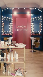 Goodbye Avon Backstage! 🎤 Ieri è stato l’ultimo giorno di Avon Backstage a Casa Kiss Kiss a Sanremo: per una settimana abbiamo truccato speaker, ospiti e passanti, regalando momenti make-up unici con il nostro rossetto Hydramatic Shine ✨ Anche se Avon Backstage è finito ricordati che il mondo è il tuo palcoscenico tutti i giorni! Grazie agli amici di @radiokisskiss e a chi è passato a trovarci 💖 #AvonBackstage #CasaKissKiss | Avon
