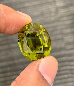 33.57 Carats Natural Oval Shape Olive Green Tourmaline Loose Gemstone - Etsy Canada