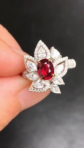 4.5K views · 204 reactions | 1 ct. Natural Unheated Pigeon Blood Vivid Red Ruby 1.13 ct. Natural Diamonds & 18K Gold Ring Tot.: 3,750 USD. | I Love Jewelry | Facebook