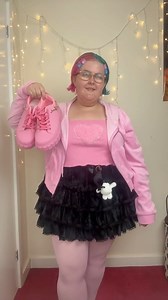 1.5K views · 30 reactions | plus size gothic outfit idea 勺 #plussize #plussizeclothing #plussizestyle #plussizefashion #plussizebeauty #gothic #gothicfashion #bodypositivity | Abi Drinkell | Facebook