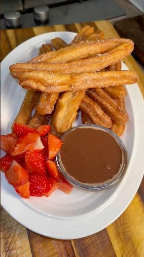 How to make Churros 🍫 🍓 #asmrcooking #asmr