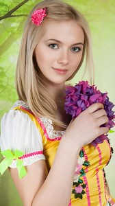 1.7M views · 15K reactions | Top 5 Most Famous Stepsisters  Adults Actresses Part-10 || Love Star's ❤️珞 | MR KING | Facebook