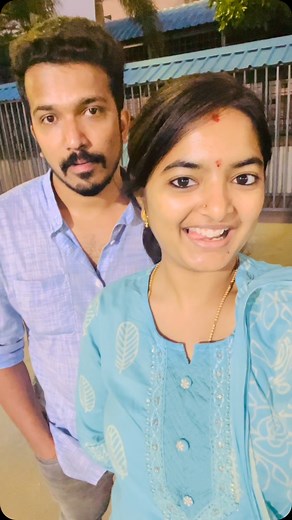 137K views · 10K reactions | Love for ಬಾತು ವಡೆ❤️ . . . . . . . #manugothischand #mysurujodi #couple #couplegoals #wife #husband #southindian #southindianmeals #southindianfood #southindians #mysorefoodie #bangalorediaries #palav #kannada #dboss #yash #dbossfans #sudeep #zeekannada #colorskannada #adige #mandya #Hassan #shivamogga #karnataka #instagood #hubli #viral #viralvideos | Manu Manju | Facebook