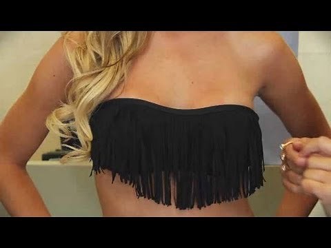 Best Bathing Suits If You're Flat-Chested | Swimsuit Styles