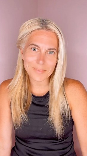 DATE NIGHT HAIR ❤️ I love anything that’s easy to do on my hair. This is also a great one for any occasion and for anyone! I love this on Victoria, too! #hairtutorial #hairstyle #hairinspo | Mom Generations