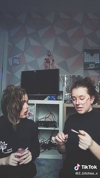 Top UK slags🇬🇧 (@2..bitches..x)’s videos with original sound - Top UK slags🇬🇧