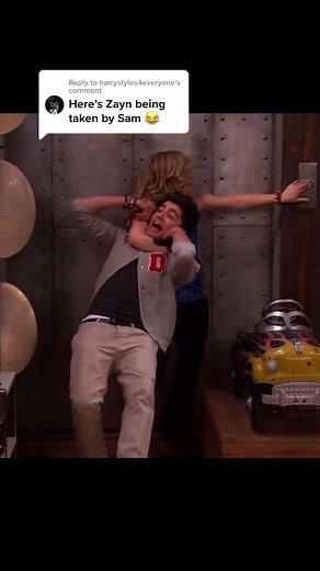 One Direction and Harry Styles on iCarly: Clash with Zayn Malik