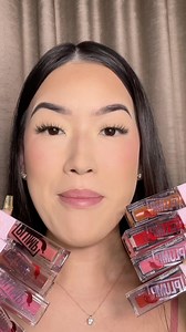 ✅SALE ON Maybelline Lifter Plump Lip Plumping Glosses‼️🔥 Available Shades👇 01 - Blush Blaze 02 - Mauve Bite 03 - Pink Sting 04 - Red Flag 05 - Peach Fever 07 - Cocoa Zing 08 - Hoy Honey 🟩Descriptions Warning: Intense heat. Lasting Plump. Lifter Plump lip plumping gloss with chili pepper and Maxi-Lip™ delivers an intense heated sensation & plumping effect instantly and overtime. This intense plumper is available in 8 heated shades, like Blush Blaze, Pink Sting, Red Flag, Peach Fever, Hot Chili