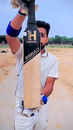 Mongoose Bat Performance Test With Leather Ball in Ground #cricket #cricketlover #bat #batlovers #mongoose #mongoosebat #heega #hittingbat #test #testing #performancetest #ykk #yashkikartute #yashcricket #cricketfans #cricketlife #player #sportsman #sportsequipment #cricketproduct #cricketequipment #cricketground #shots #sixes #reels #cricketres #fbreels #cricketbat #longhandle #shortblade #leatherball #kashmirwillowbat | Yash Ki Kartute