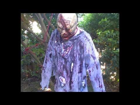 19 Super Easy DIY Outdoor Halloween Decorations That Look So Creepy & Spooky