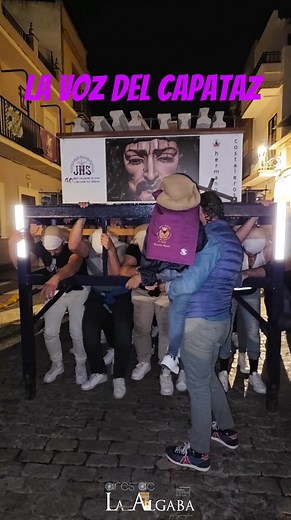 Miradas.... Misión 2025 La voz del capataz #airesdelaalgabafotografia📷🎥 | Aires de La Algaba Fotografía