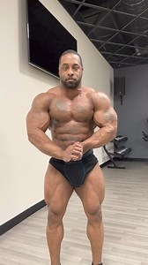 Bodybuilders News Dectric Lewis ifbb pro new Today video update #muscles #bodybuilding #gym #makegreatthebodybuildingagain #ifbbpro #workout #culturismoitaliano #bodybuilder | Culturismo Italiano