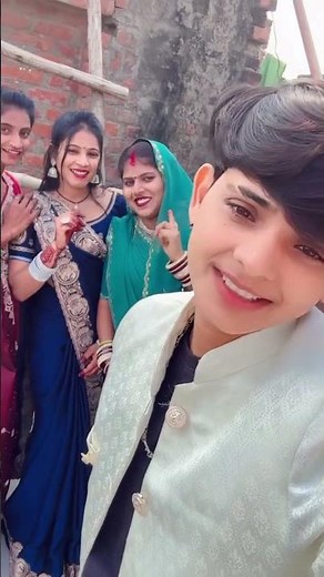 kar le Do Ja Rahe Hain baten Duniyadari #akhilesh