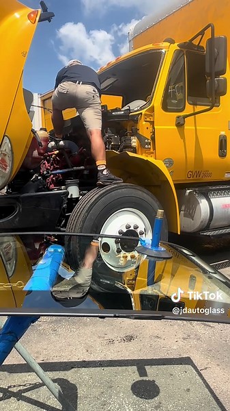 J D Auto Glass Miami Inc on TikTok