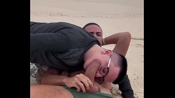 Ficken am Strand. - Frei