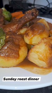 Traditional British Sunday roast dinner | Nabukeera Shakirah
