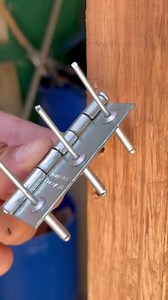 44K views · 55 reactions | Une méthode pratique et astucieuse pour installer des charnières rapidement et avec précision - conseils utiles #bricolage #astuces #idées | Je suis Barone | Facebook
