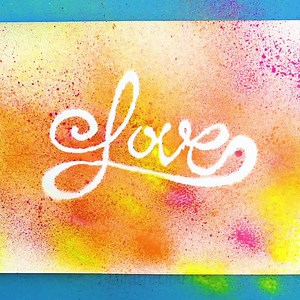 2.5M views · 4.3K reactions | Stay creative with these simple DIY glue gun stencils. bit.ly/2lcnZM1 | 5-Minute Crafts | Facebook