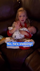 4.2M views · 10K reactions | Lil mama worked too hard getting that baby down…don’t you dare ❤️❤️ ( via: .ambershock/tt ) Follow @majicallynews for #feelgood moments | Majically News | Facebook