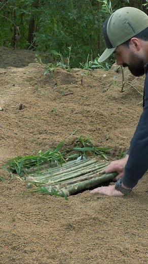 1.4M views · 4.2K reactions | Survival hole on an island ! #survivor#survival #Outdoors #skills #bushcraft #hole #island #cyprienadventures #bushcraft #fypviral | Adventures camp | Facebook