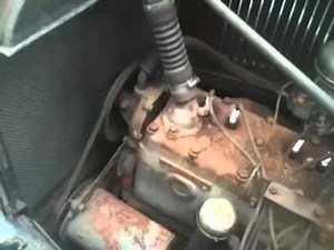 Starting a 1933 Plymouth for the first time since the early 70s!!!
