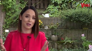 Ajuta-ne sa ajutam! - un indemn pe care il tot trimit catre voi de la sfarsitul anului trecut, de cand o campanie fara precedent in Romania, avandu-i drept protagonisti pe medicii din Asociatia ZETTA ce s-au oferit sa faca operatii complexe voluntar, a pornit la drum si a depasit toate asteptarile. E o onoare sa sustin un demers umanitar ca acesta. Sub coordonarea initiatorului, Dr. Dragoș Zamfirescu, un medic ce si-a castigat renumele in tara, dar si peste hotare, echipa medicala de voluntari s