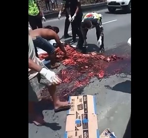The human body was crushed by the truck - XGore - Extreme Gore Videos