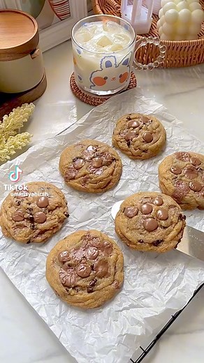 25K views · 159 reactions | Resepi Soft Cookies. Disebabkan sekarang tengah viral soft cookies nah min lanjee resepi buat sendiri baru puas hati kan 殺. #resepisoftcookies | 1001 Aneka Resepi Kek | Facebook